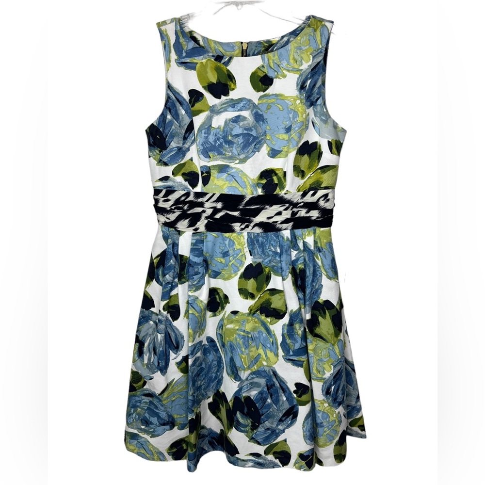 Taylor Blue Floral Fit and Flare Cocktail Dress - size 8